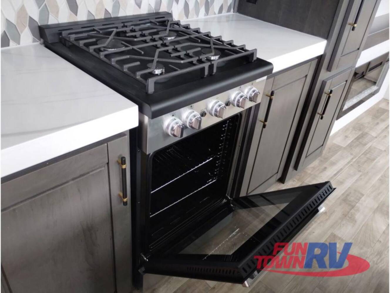 A photo of this 2025 Redwood Rv Regency 3951BAM