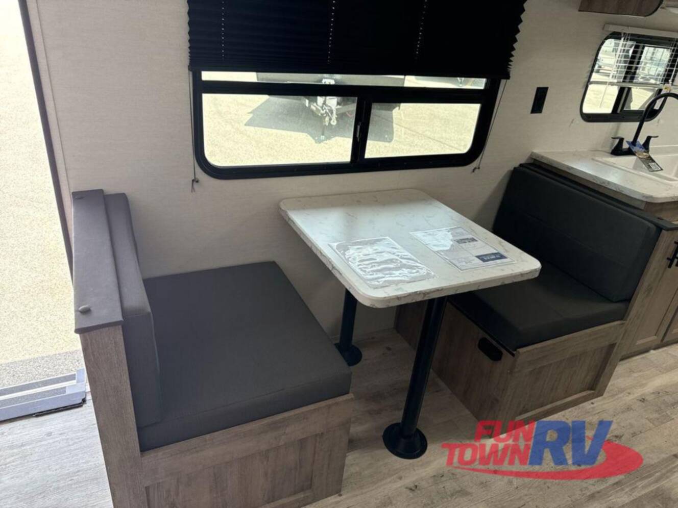 A photo of this 2026 Gulf Stream Rv Kingsport Super Lite 199RK