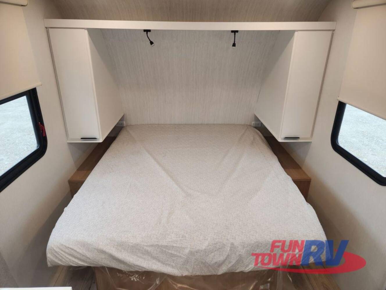 A photo of this 2026 Winnebago Micro Minnie 2000FRB