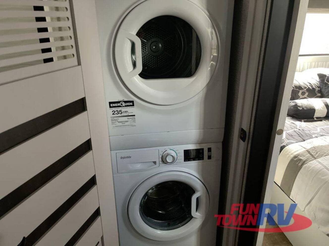 A photo of this 2025 Redwood Rv Regency 3721FDB