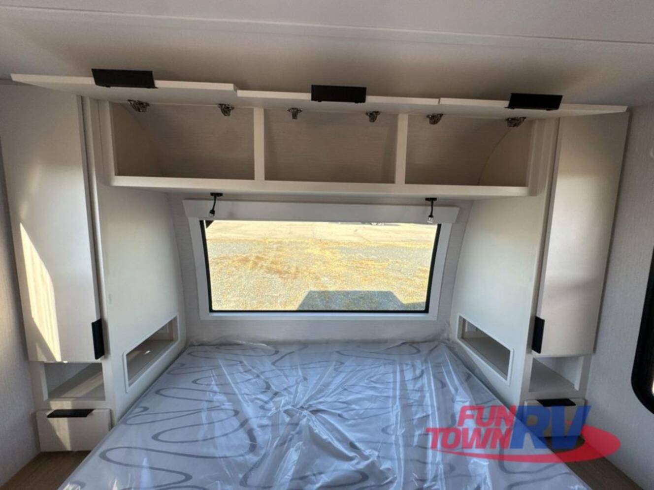 A photo of this 2026 Winnebago Thrive 25RLS