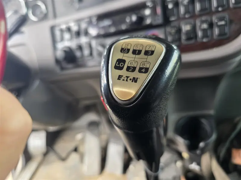 2018 Peterbilt 389