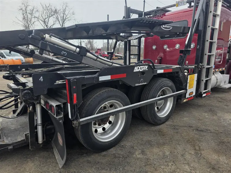 2018 Peterbilt 389