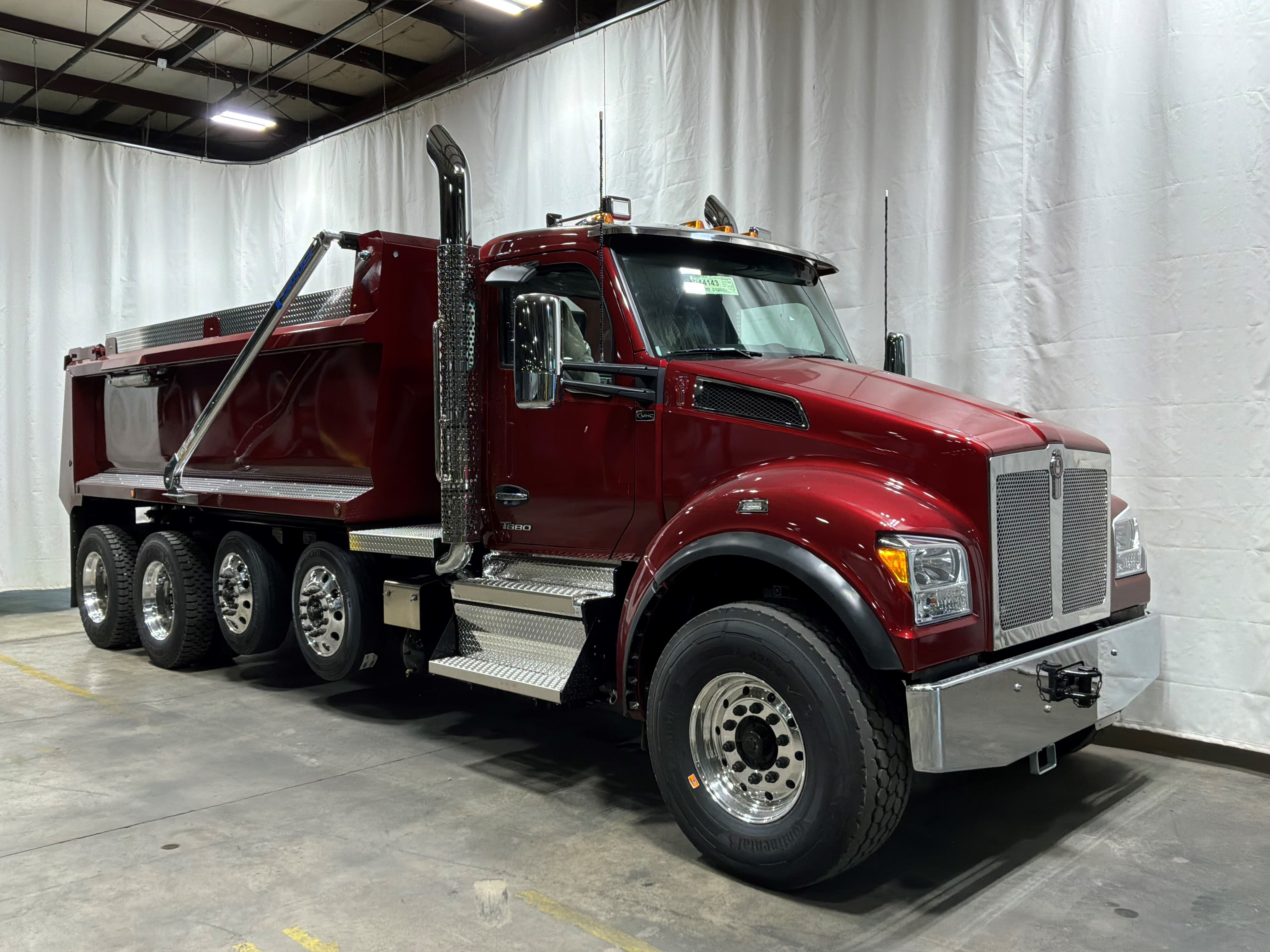 2027 KENWORTH T880S in Raleigh, NC