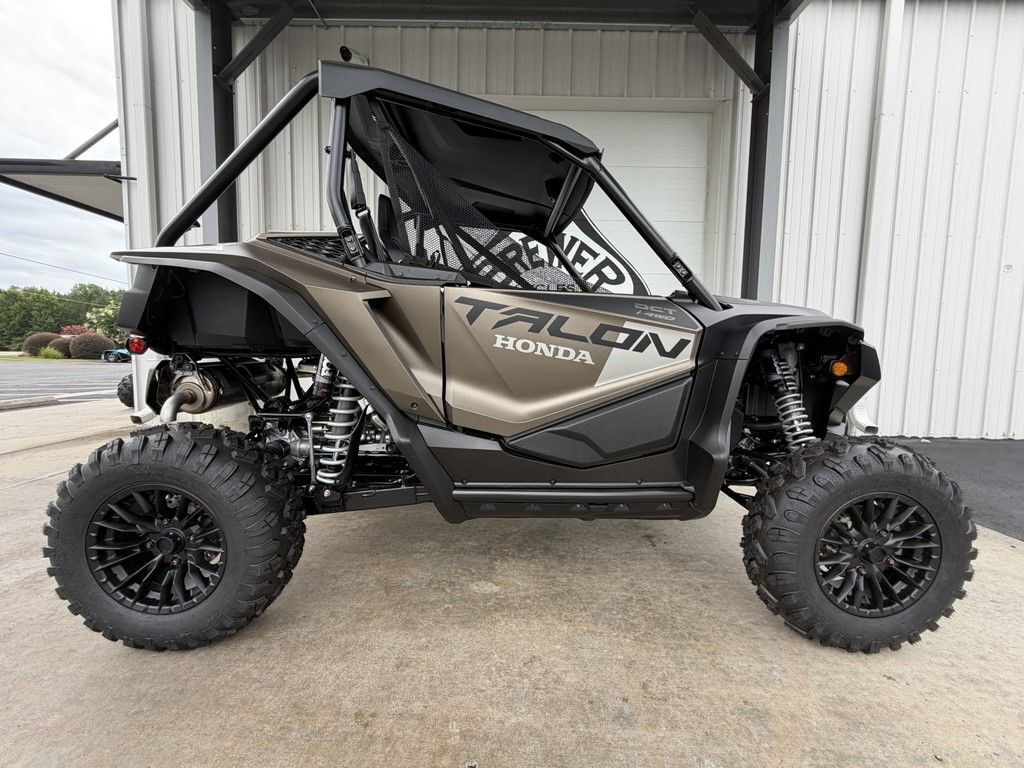 2026 Honda® Talon 1000X FOX Live Valve in henderson NC