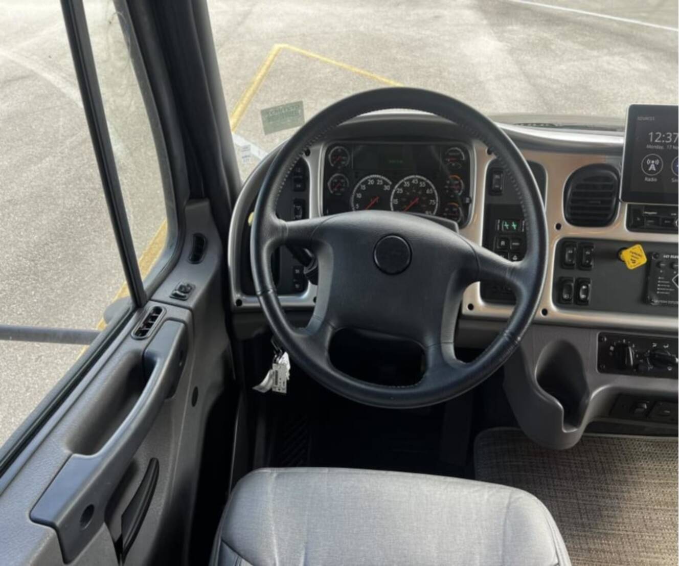 A photo of this 2023 Thor Motor Coach PASADENA 38MX