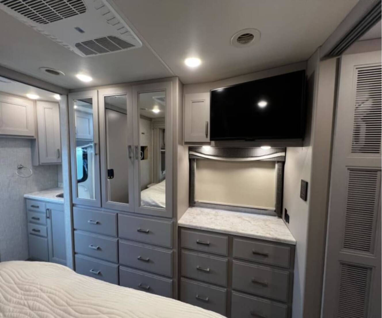 A photo of this 2023 Thor Motor Coach PASADENA 38MX