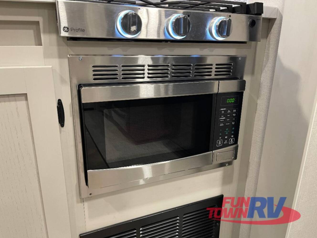 A photo of this 2026 Coachmen Rv Chaparral Lite 218SE