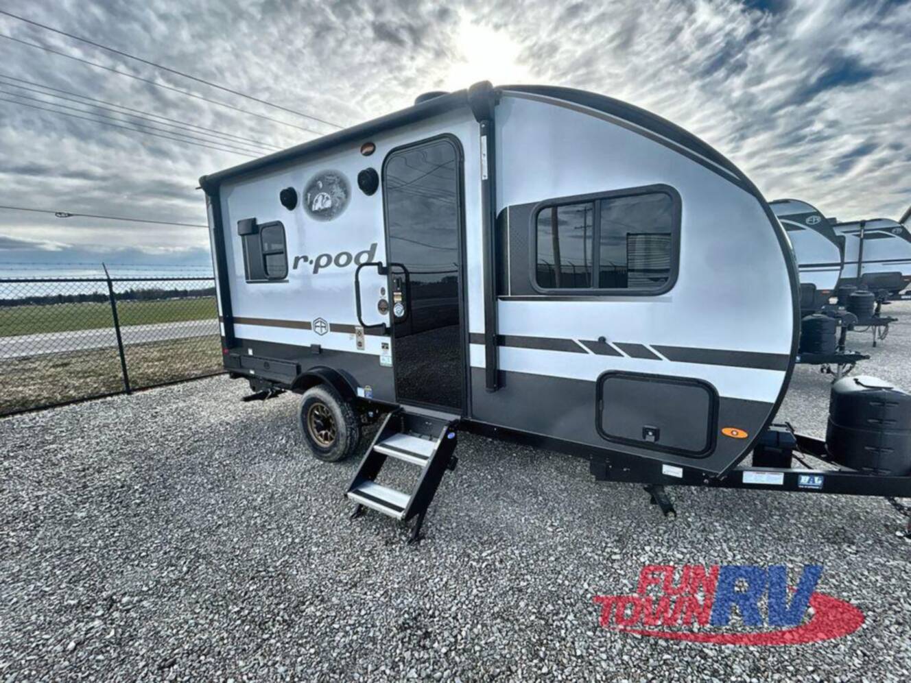 A photo of this 2026 Forest River Rv R Pod RP-194