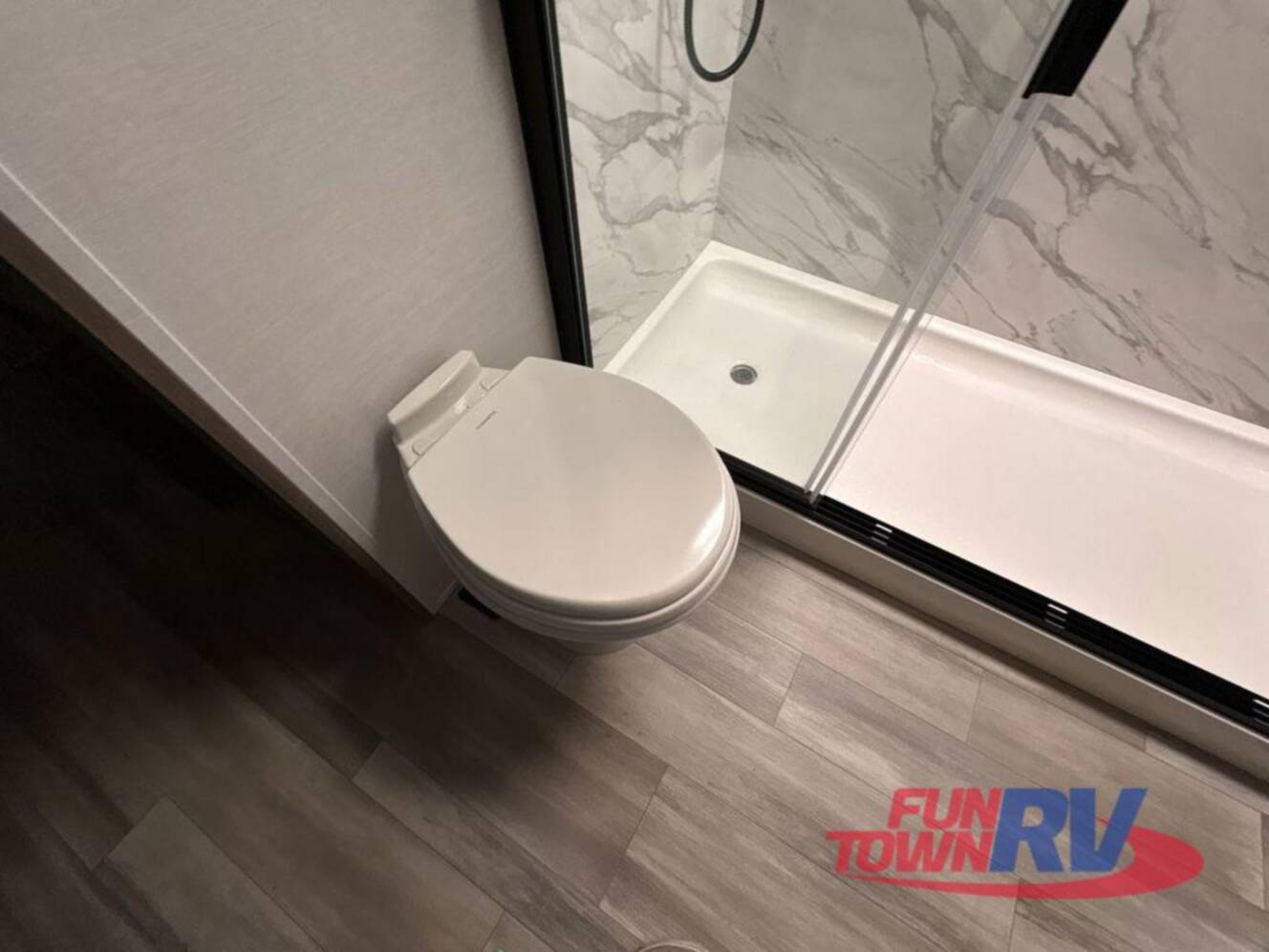 A photo of this 2024 Alliance Rv Paradigm 382RK