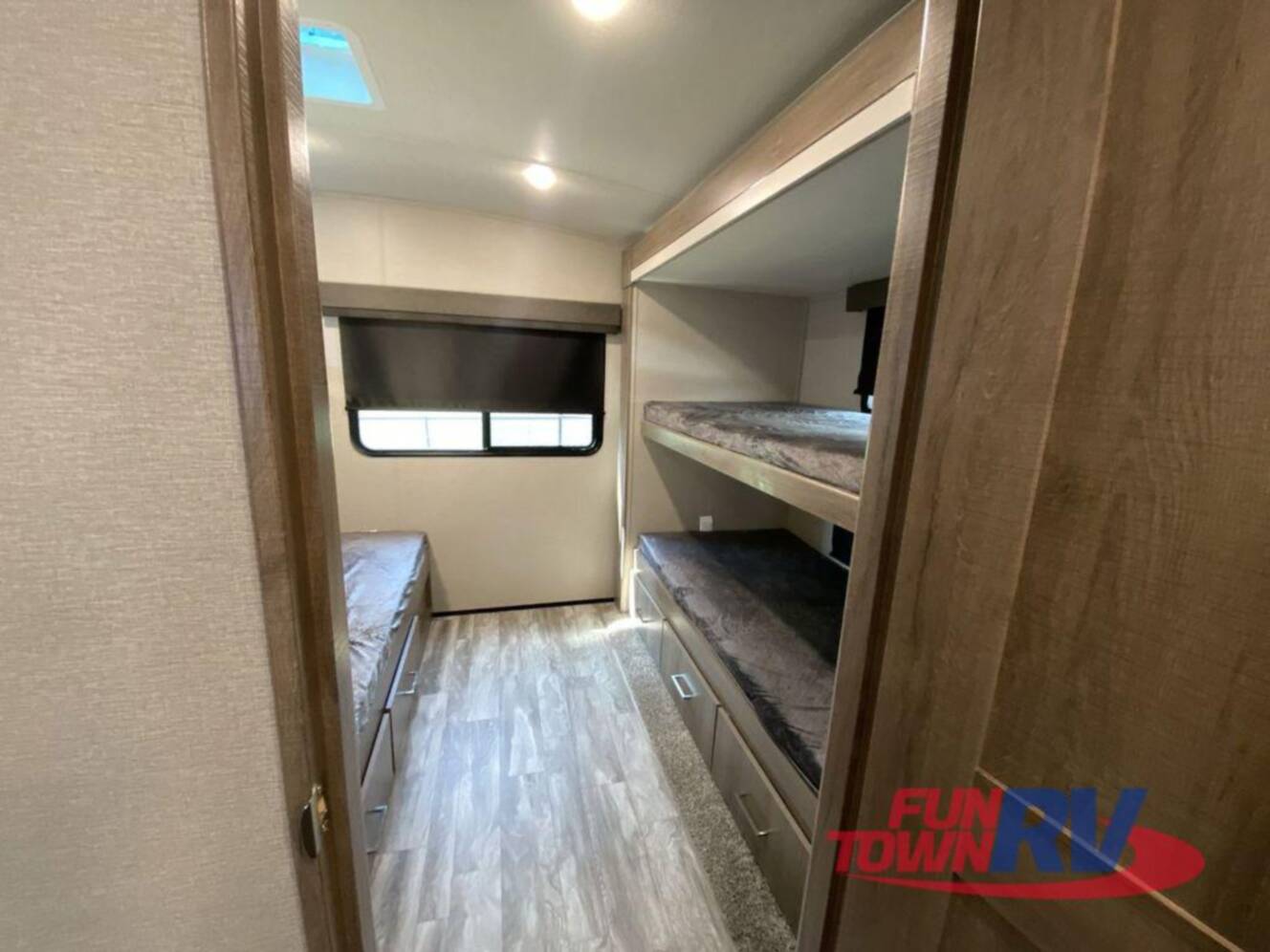 A photo of this 2023 Grand Design Imagine 3250BH