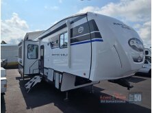 2025 Forest River Cherokee Arctic Wolf 331BH Review image