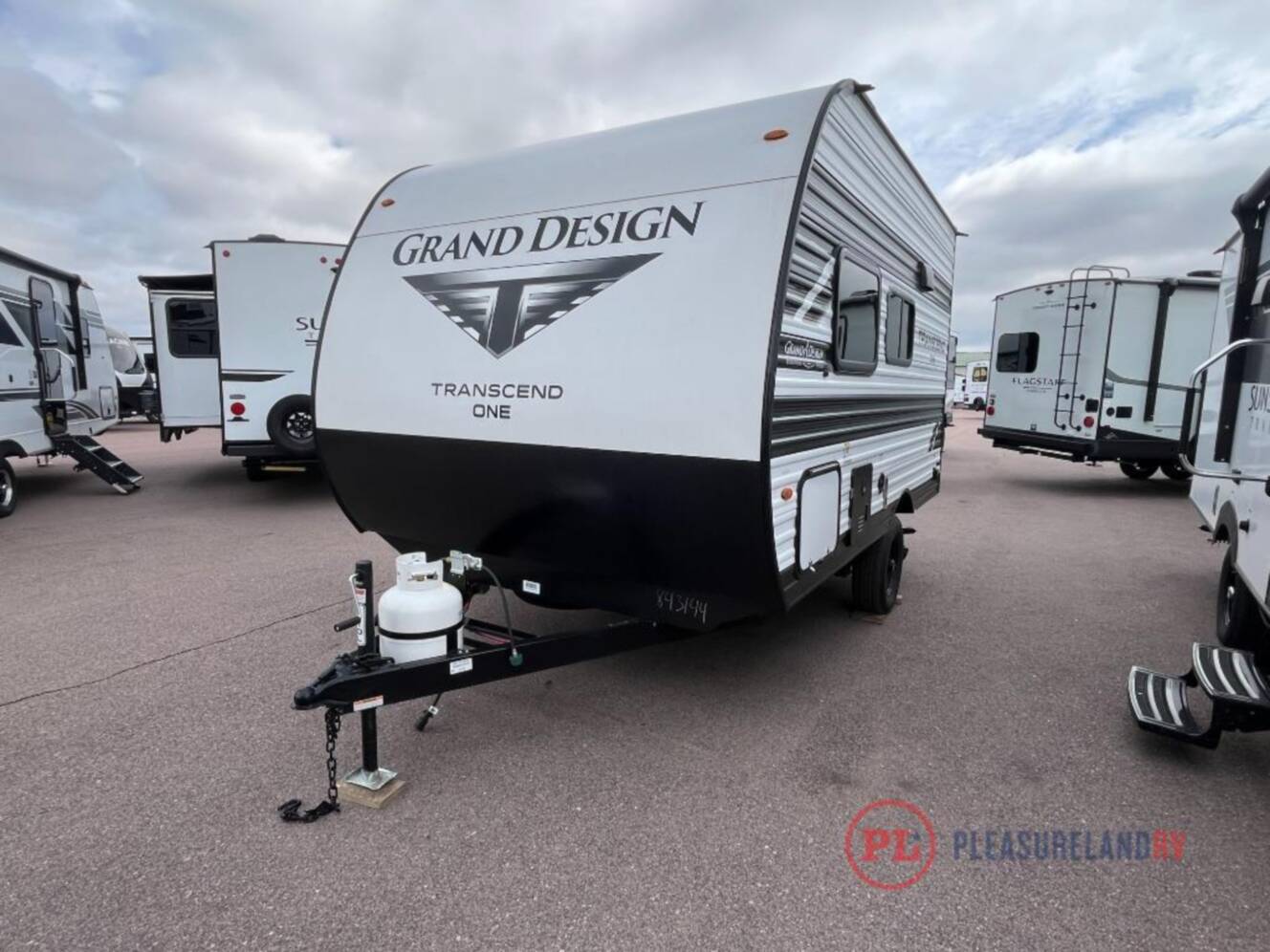 A photo of this 2026 Grand Design Transcend One 131DL