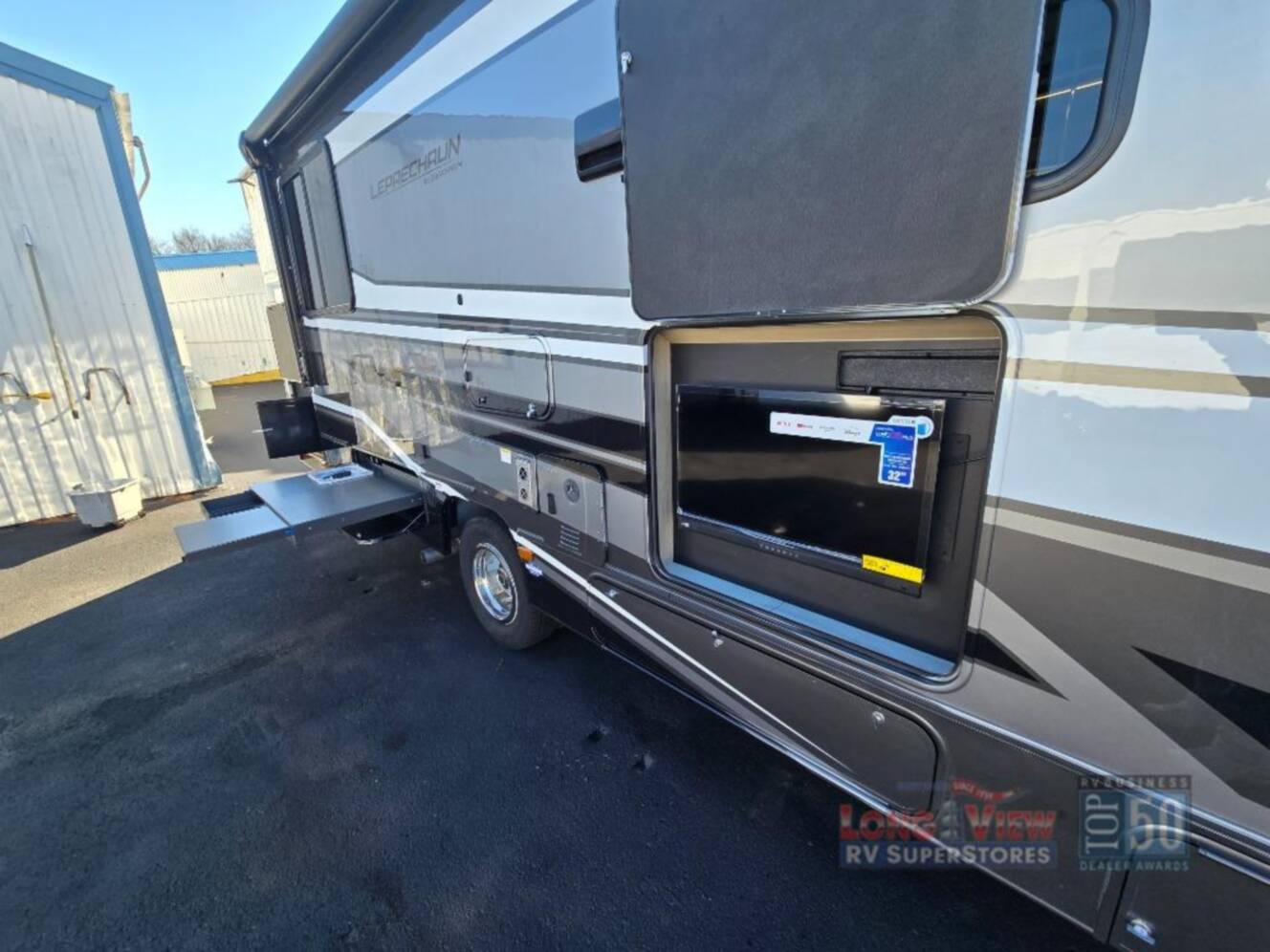 A photo of this 2026 Coachmen Rv Leprechaun 319MB Ford 450