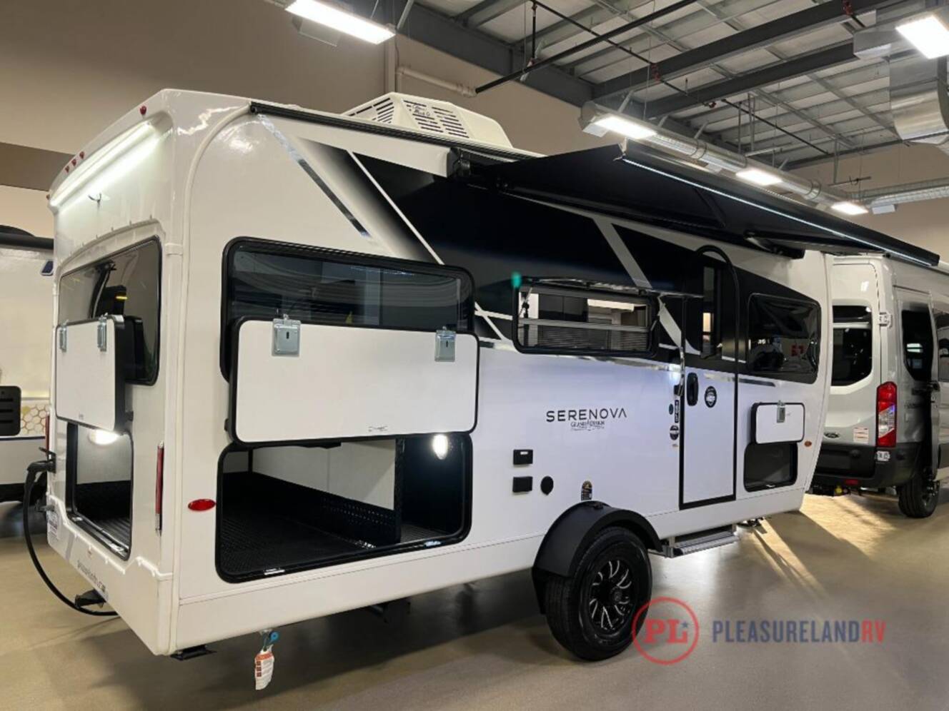 A photo of this 2025 Grand Design Serenova 160LG