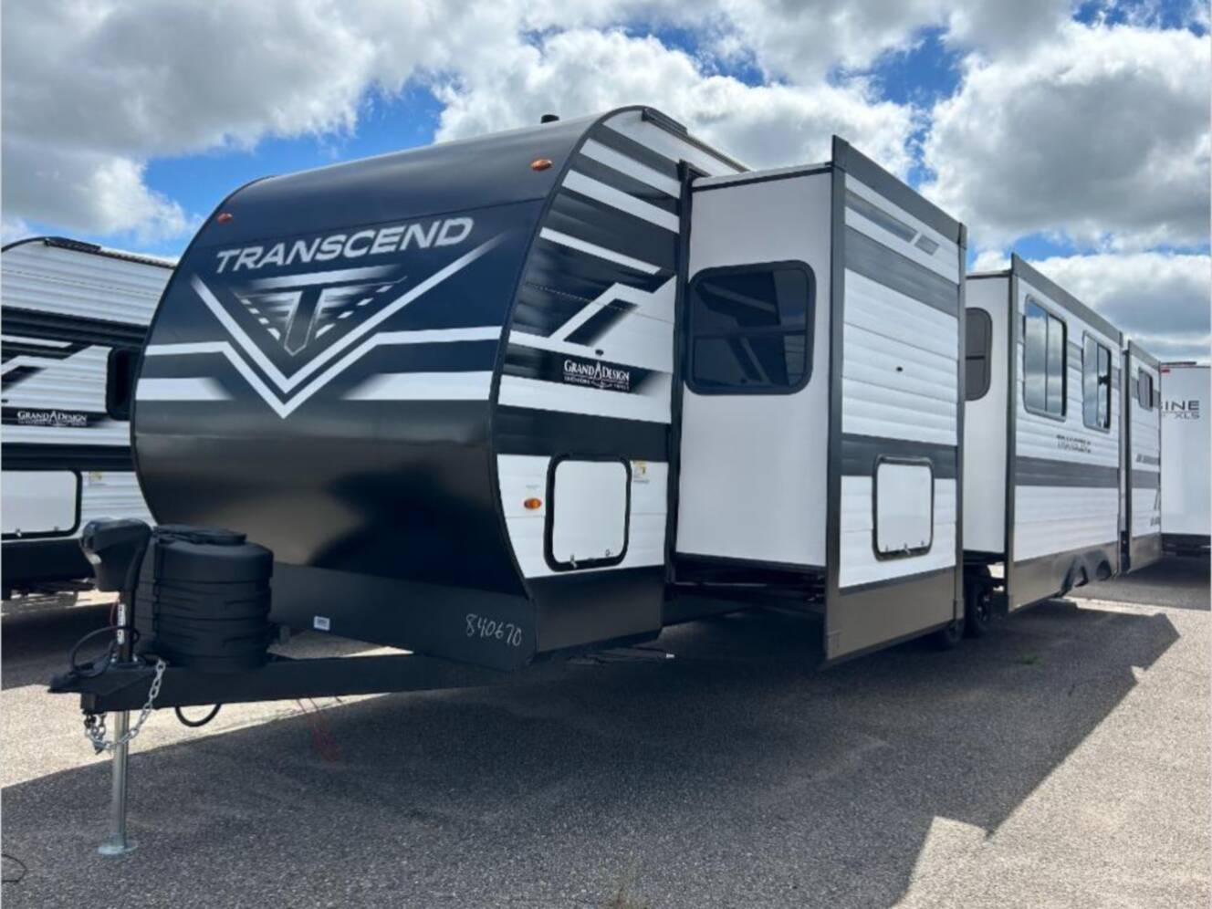 A photo of this 2026 Grand Design Transcend 335BHT