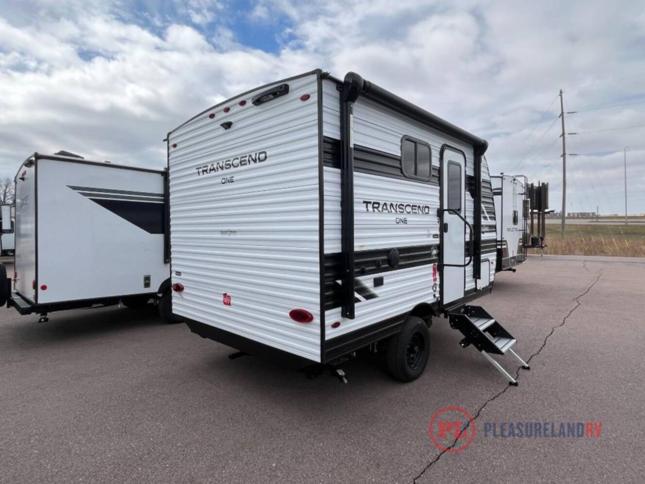 A photo of this 2026 Grand Design Transcend One 131DL
