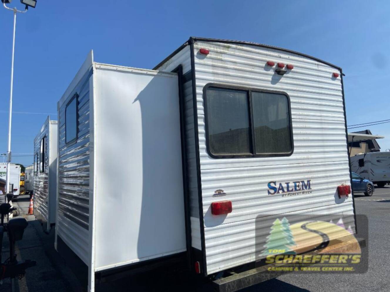 A photo of this 2018 Forest River Rv Salem 32BHDS