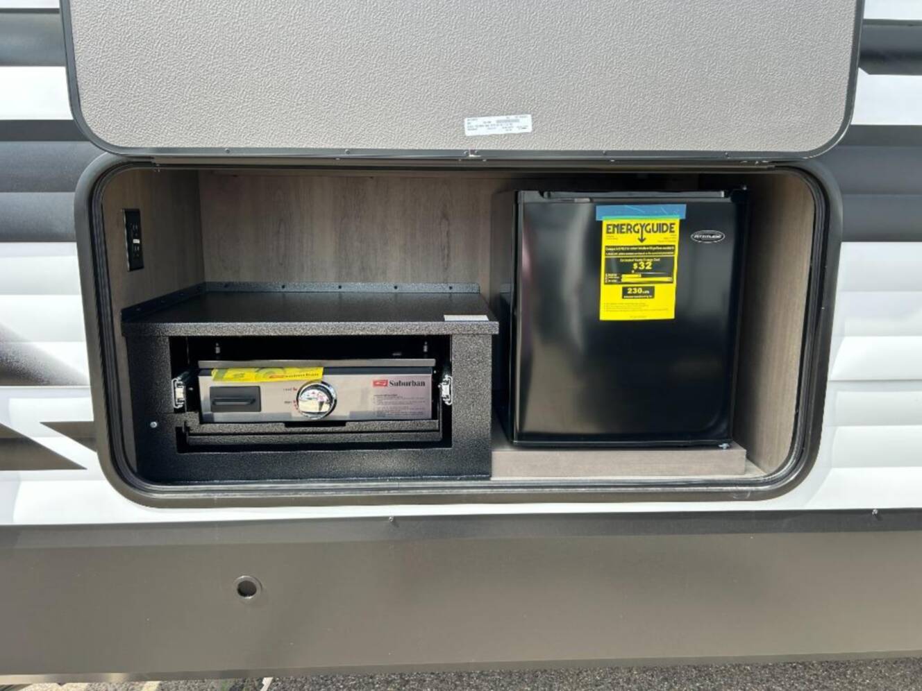 A photo of this 2026 Grand Design Transcend 335BHT