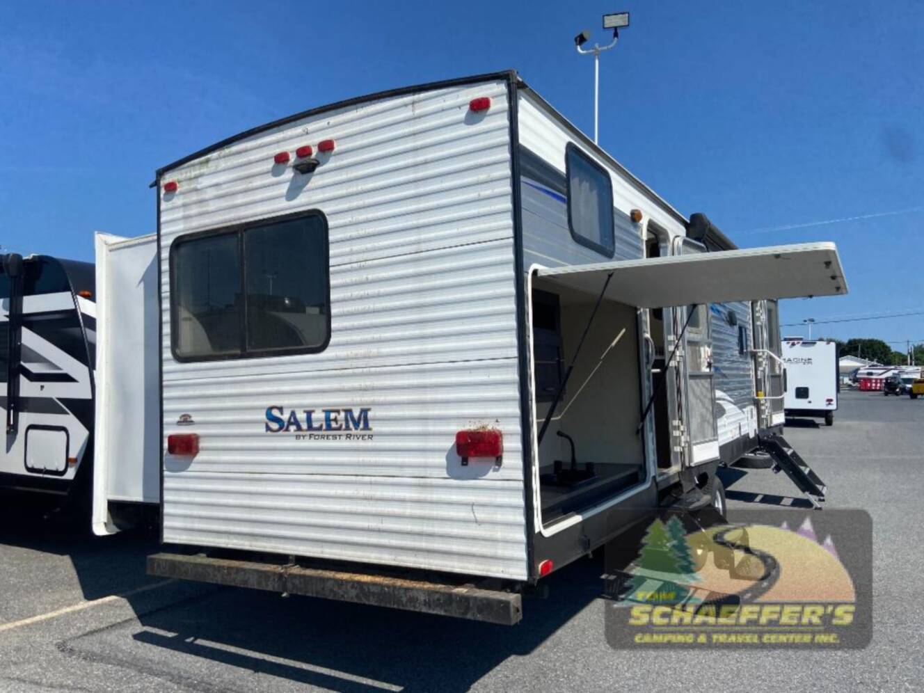A photo of this 2018 Forest River Rv Salem 32BHDS