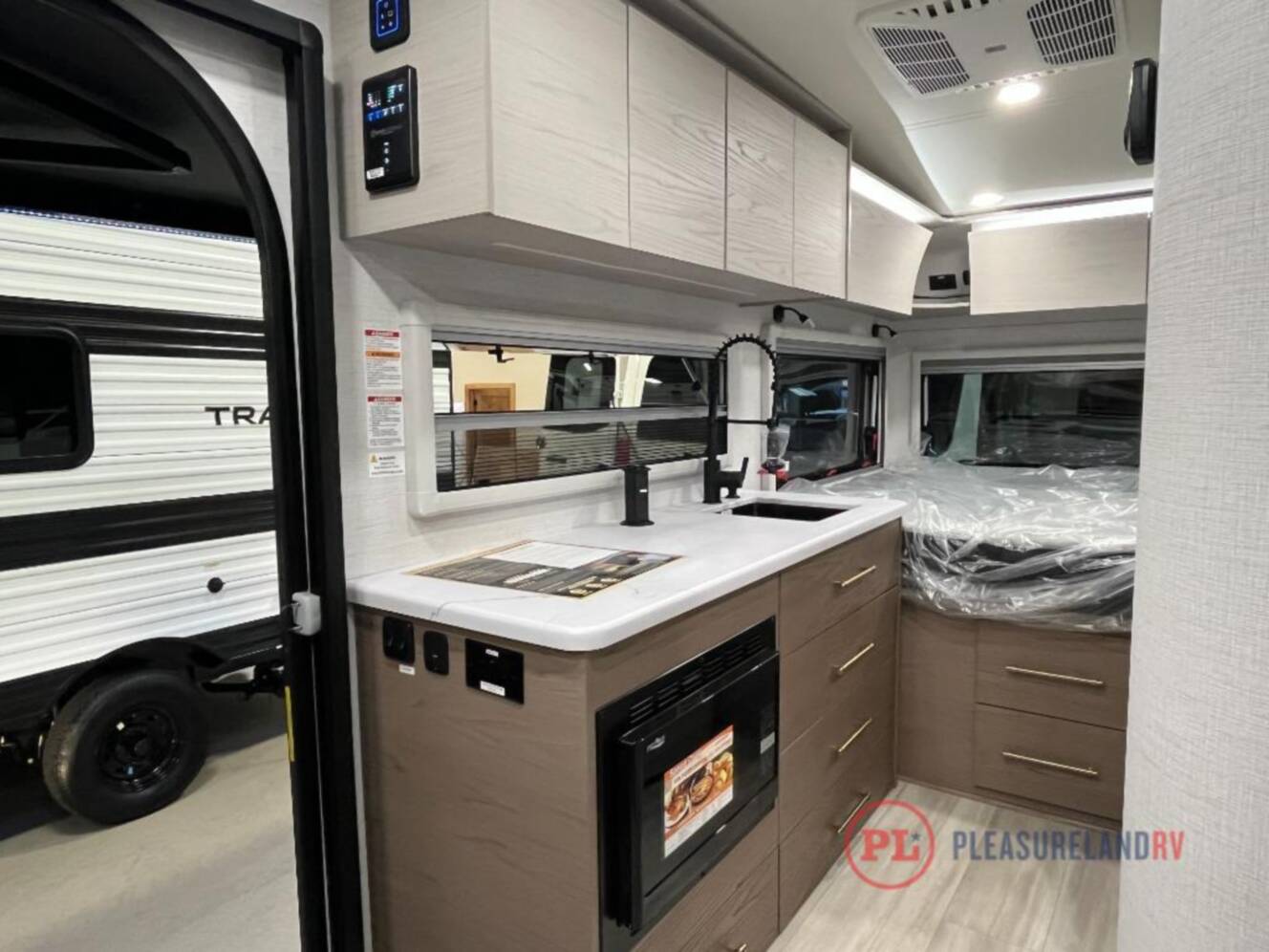 A photo of this 2025 Grand Design Serenova 160LG
