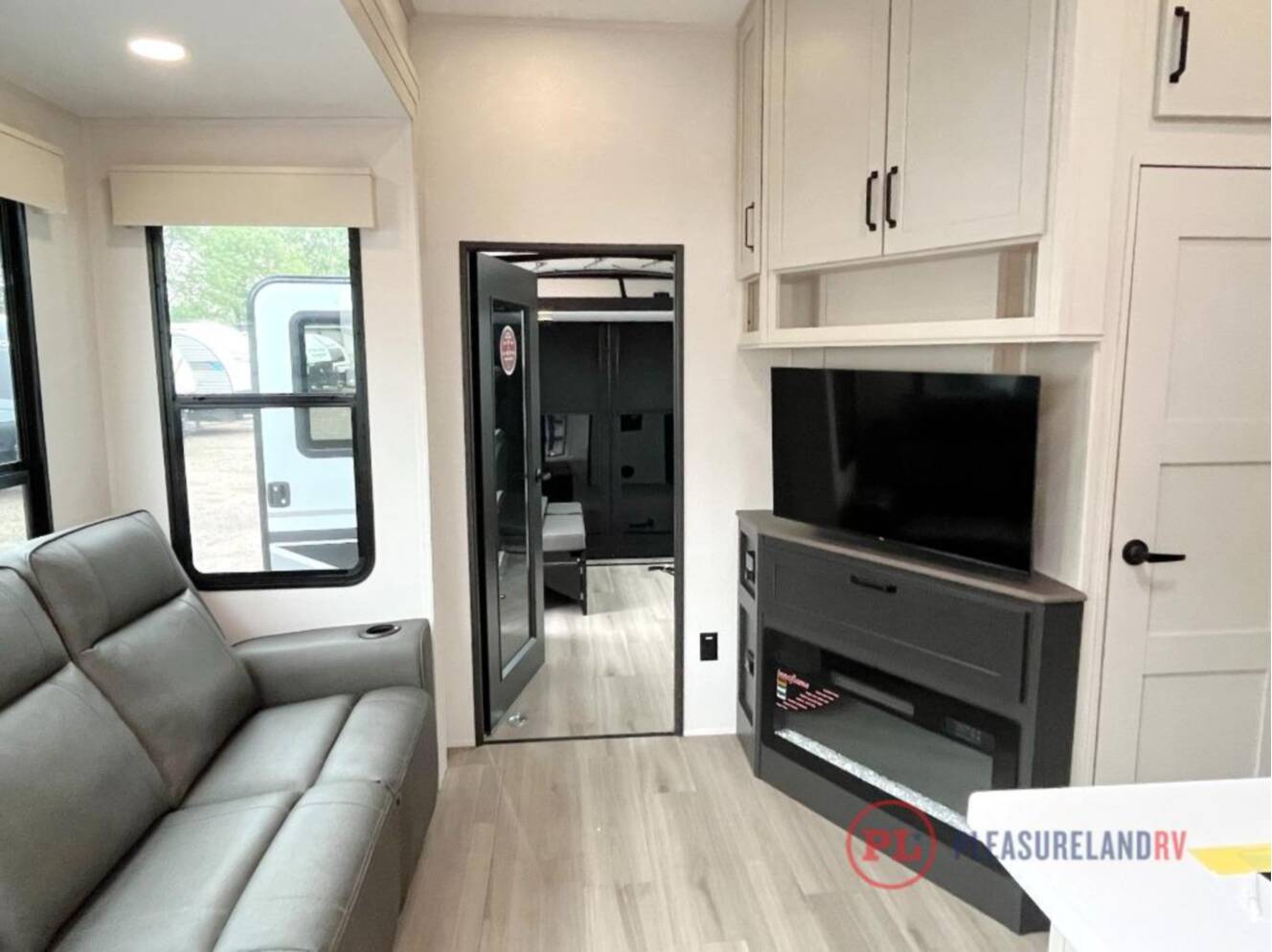 A photo of this 2026 Grand Design Momentum G-Class 320G