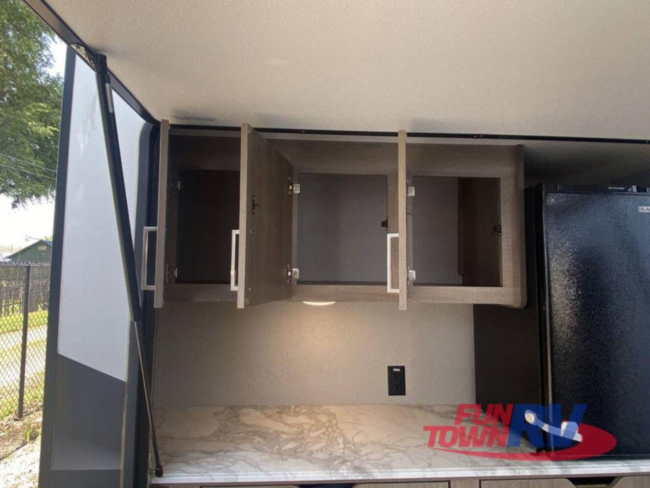 A photo of this 2023 Grand Design Imagine 3250BH