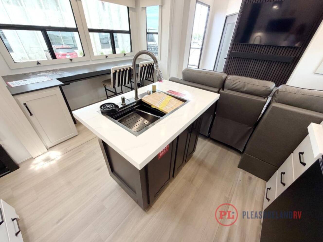 A photo of this 2026 Grand Design Momentum 399M