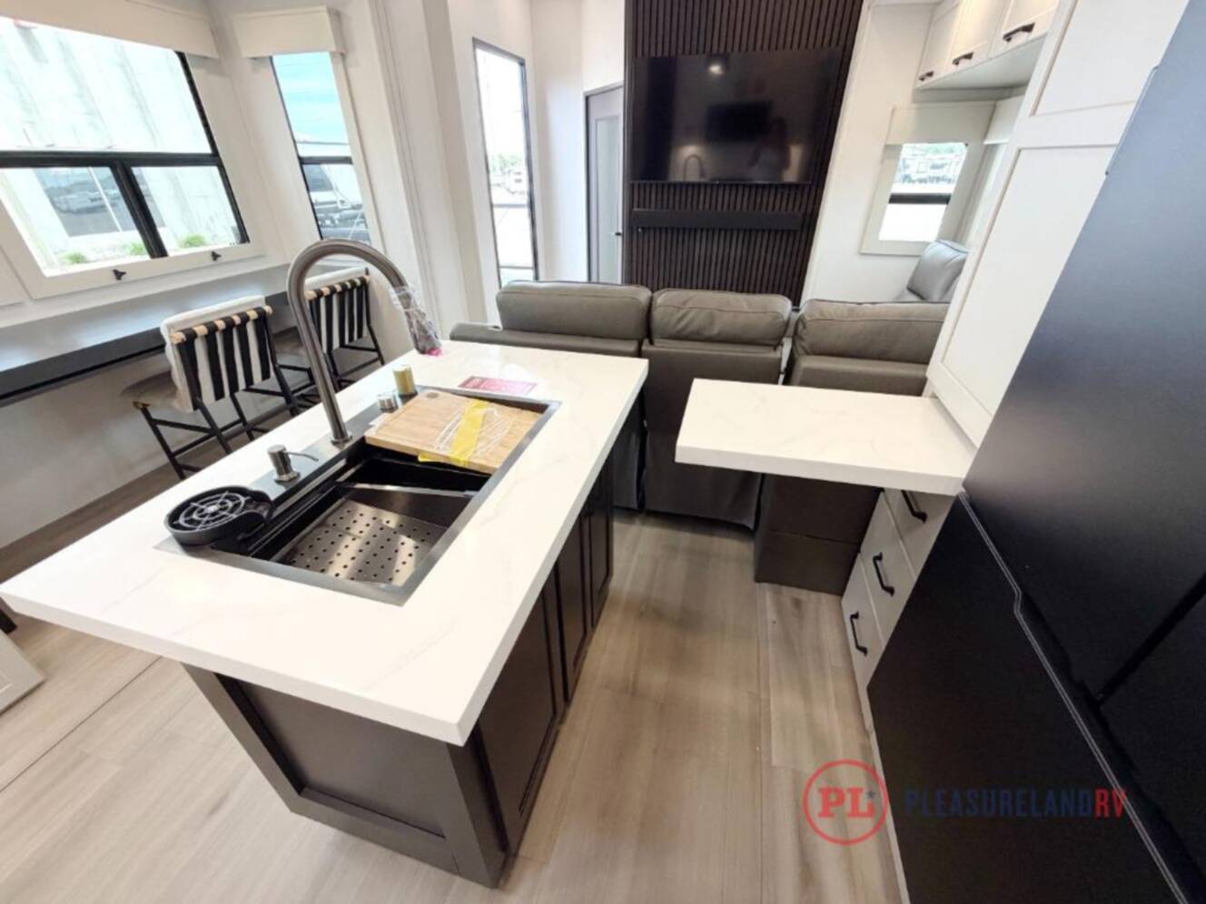 A photo of this 2026 Grand Design Momentum 399M