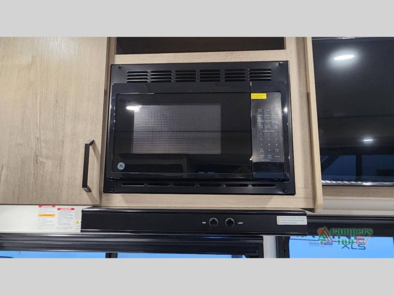 A photo of this 2026 Grand Design Imagine 2810BH