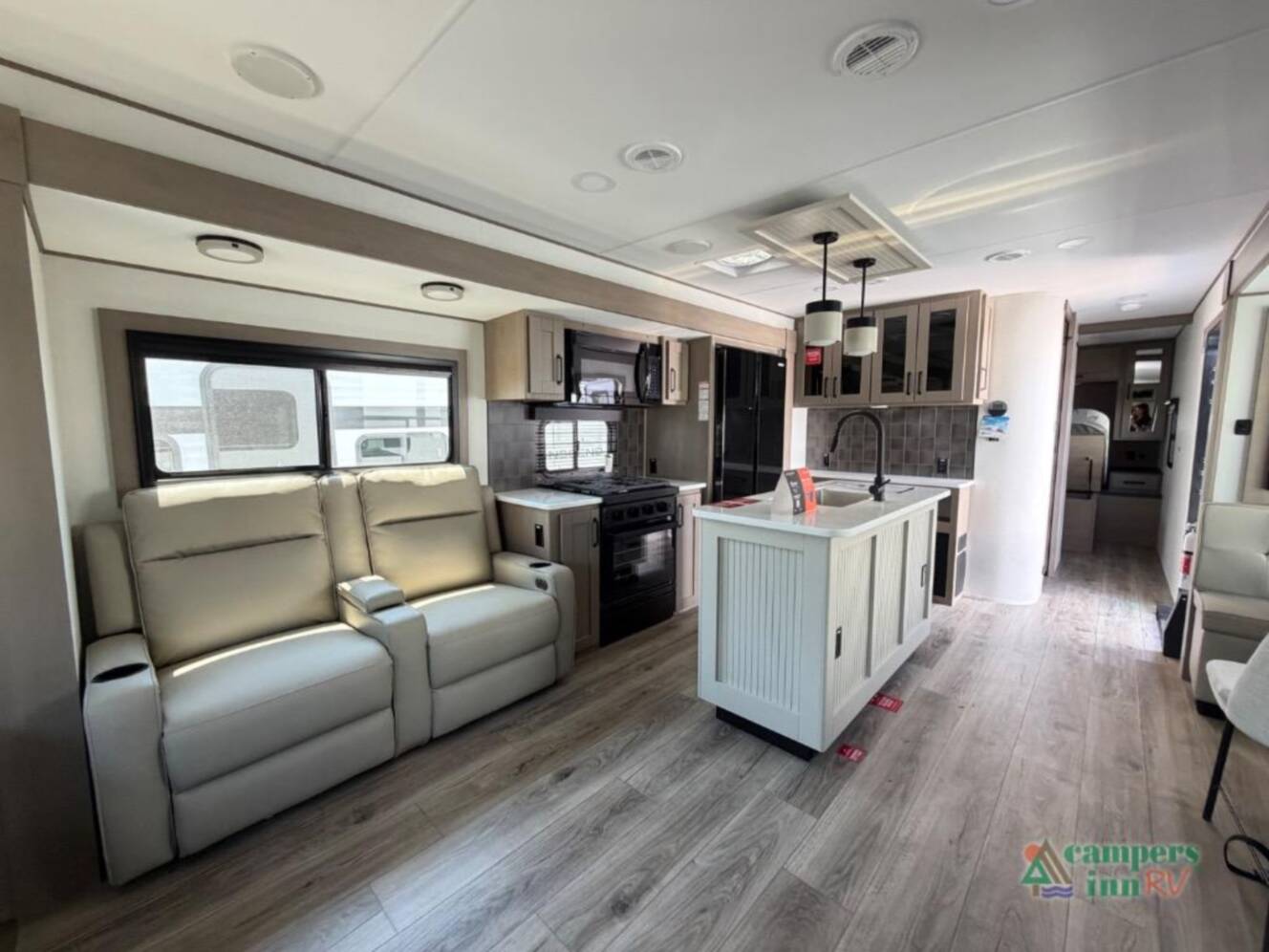A photo of this 2026 Grand Design Reflection 317RSTS