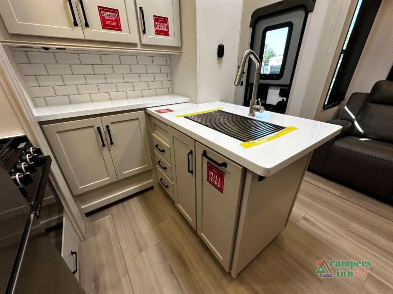 A photo of this 2026 Grand Design Momentum G-Class 320G