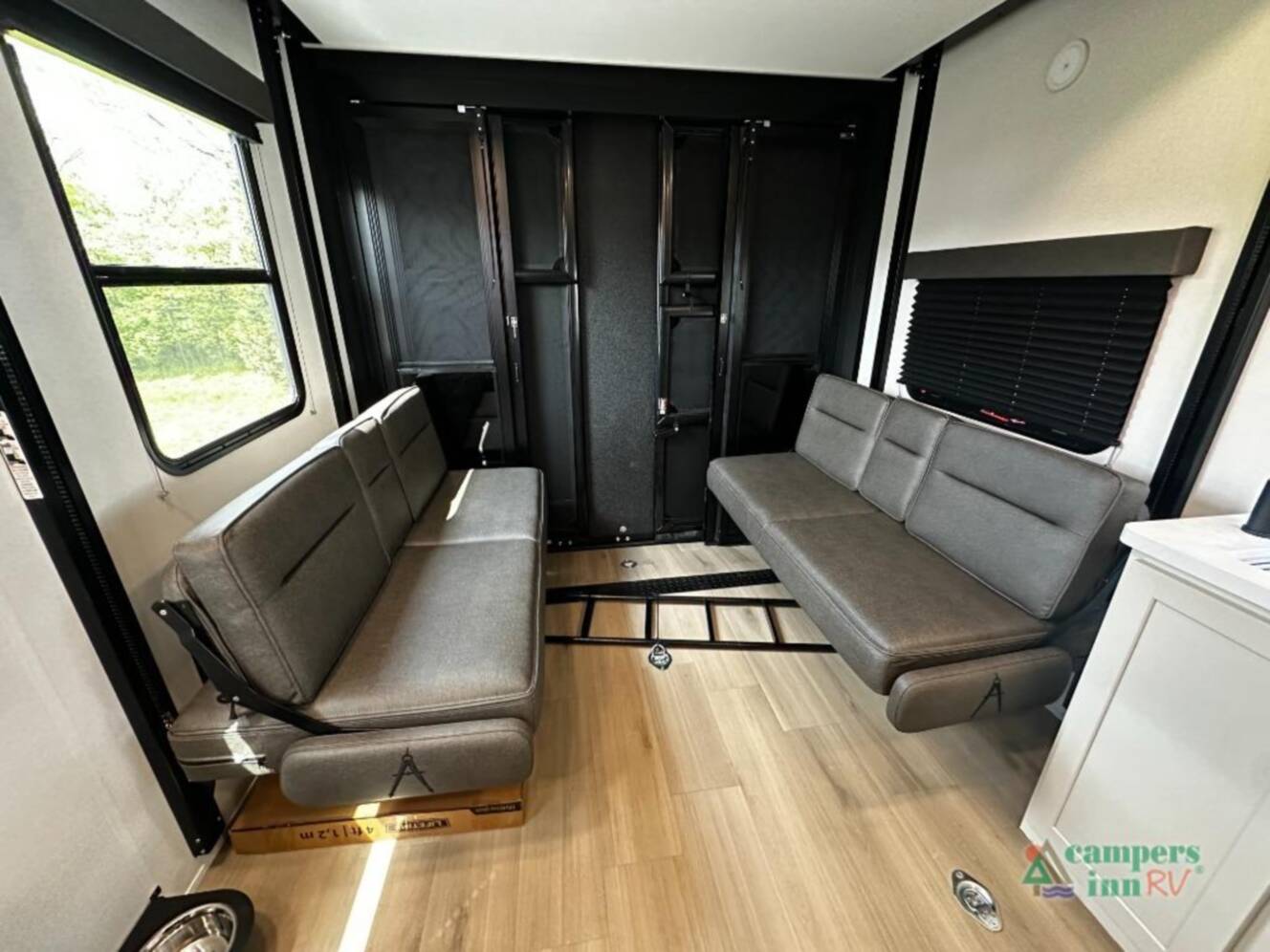 A photo of this 2026 Grand Design Momentum G-Class 21G