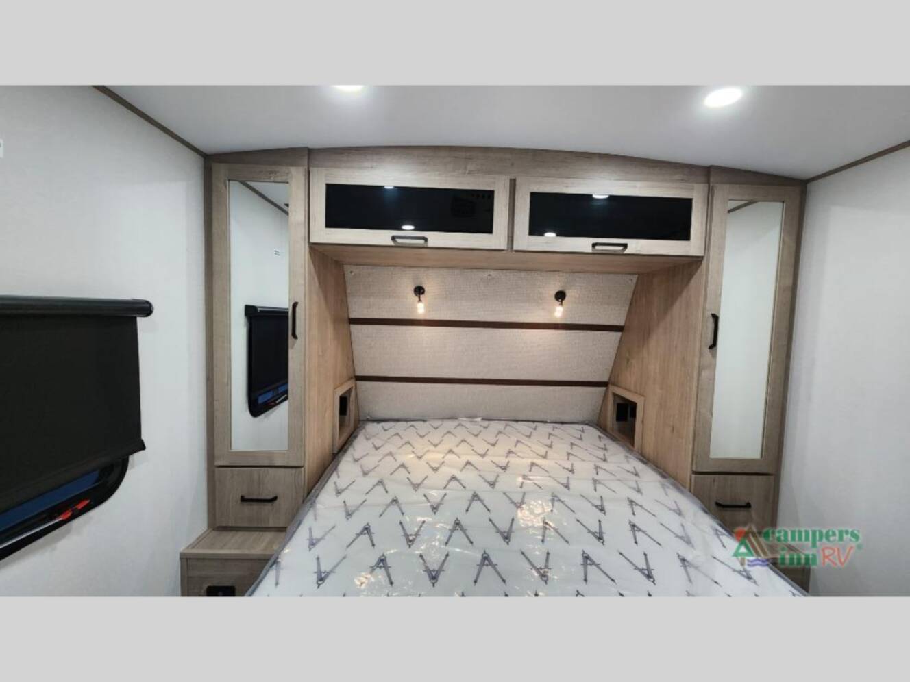 A photo of this 2026 Grand Design Imagine 2810BH
