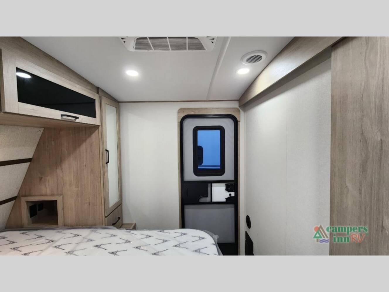 A photo of this 2026 Grand Design Imagine 2810BH