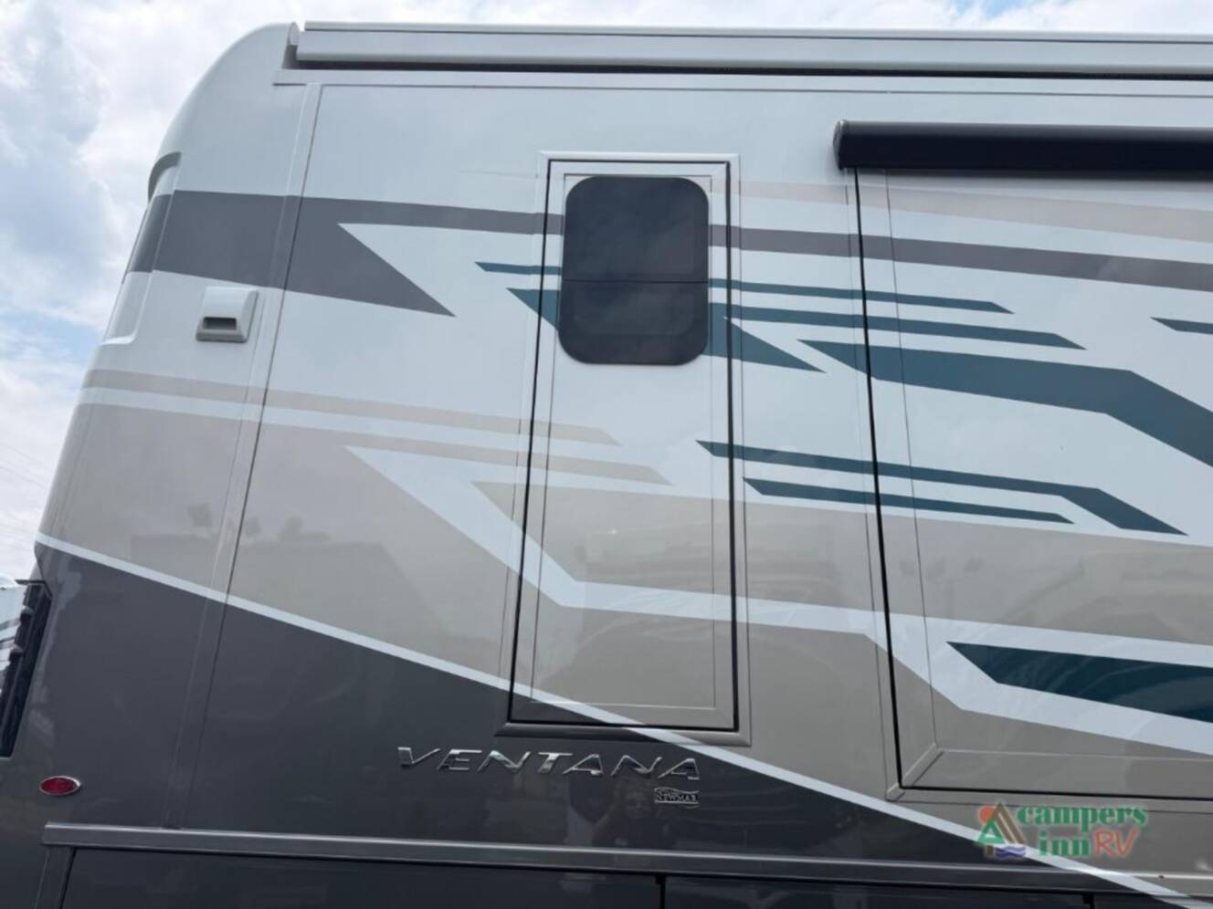 A photo of this 2025 Newmar Ventana 3809