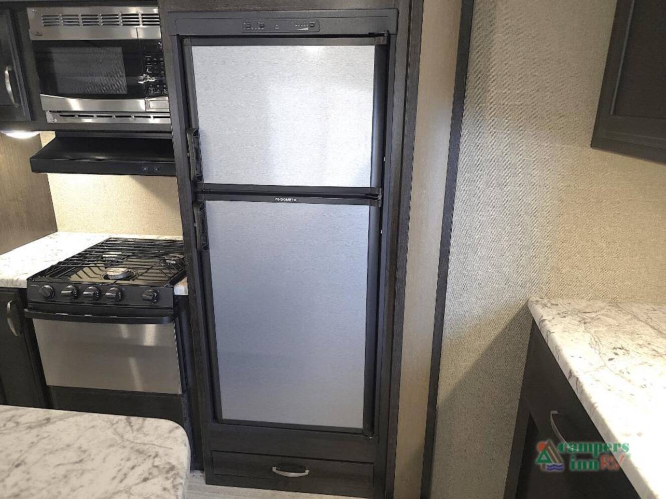 A photo of this 2018 Grand Design Imagine 2950RL