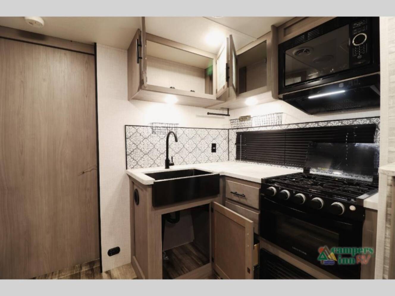 A photo of this 2023 Dutchmen Rv Coleman 2455BH