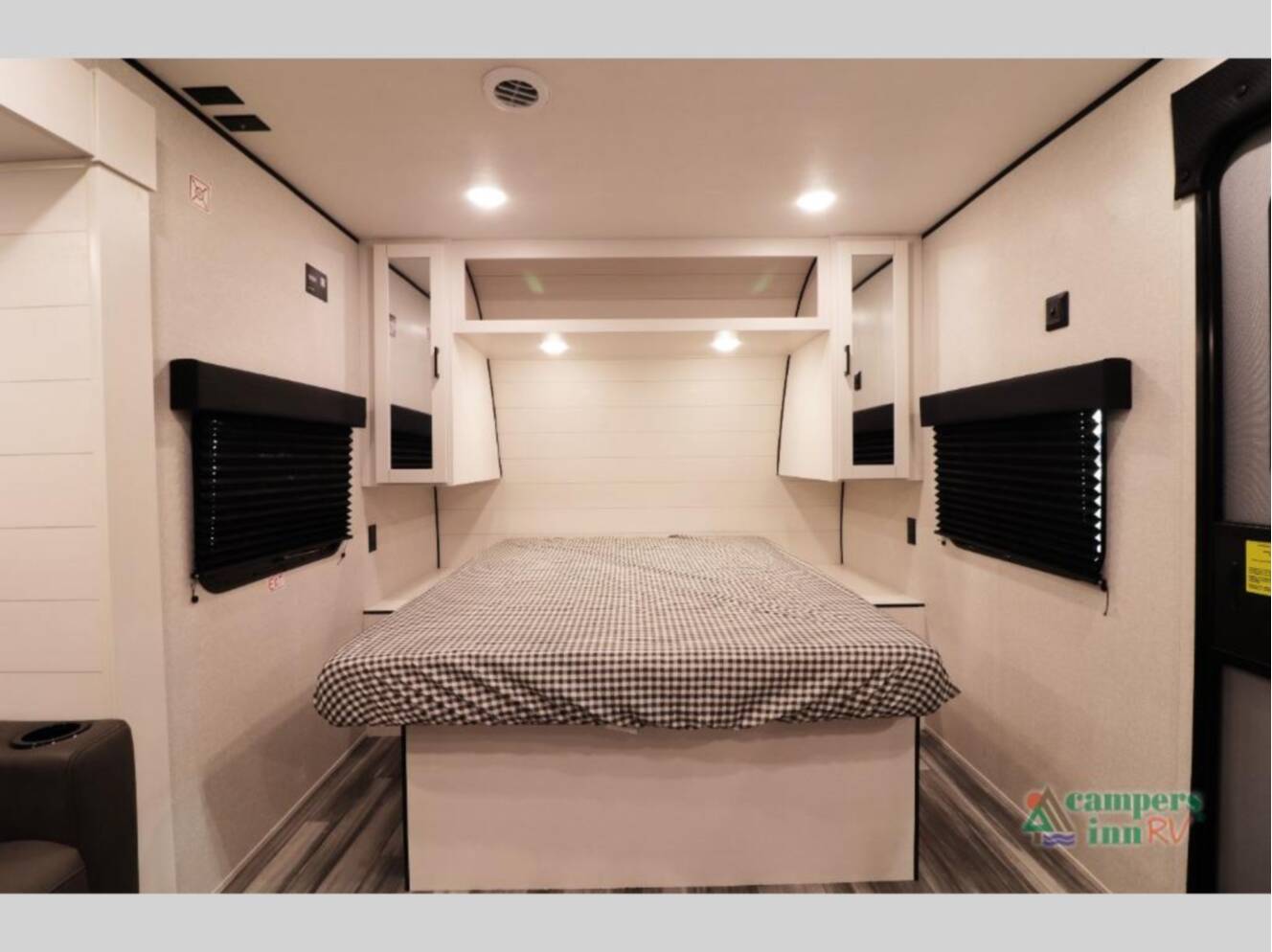 A photo of this 2026 Jayco Jay Flight SLX 200MKS