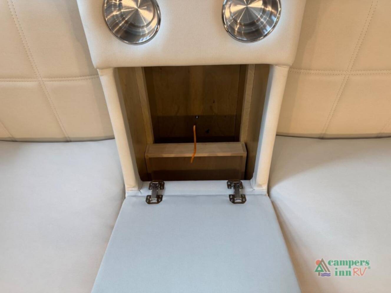A photo of this 2025 Newmar Ventana 3809