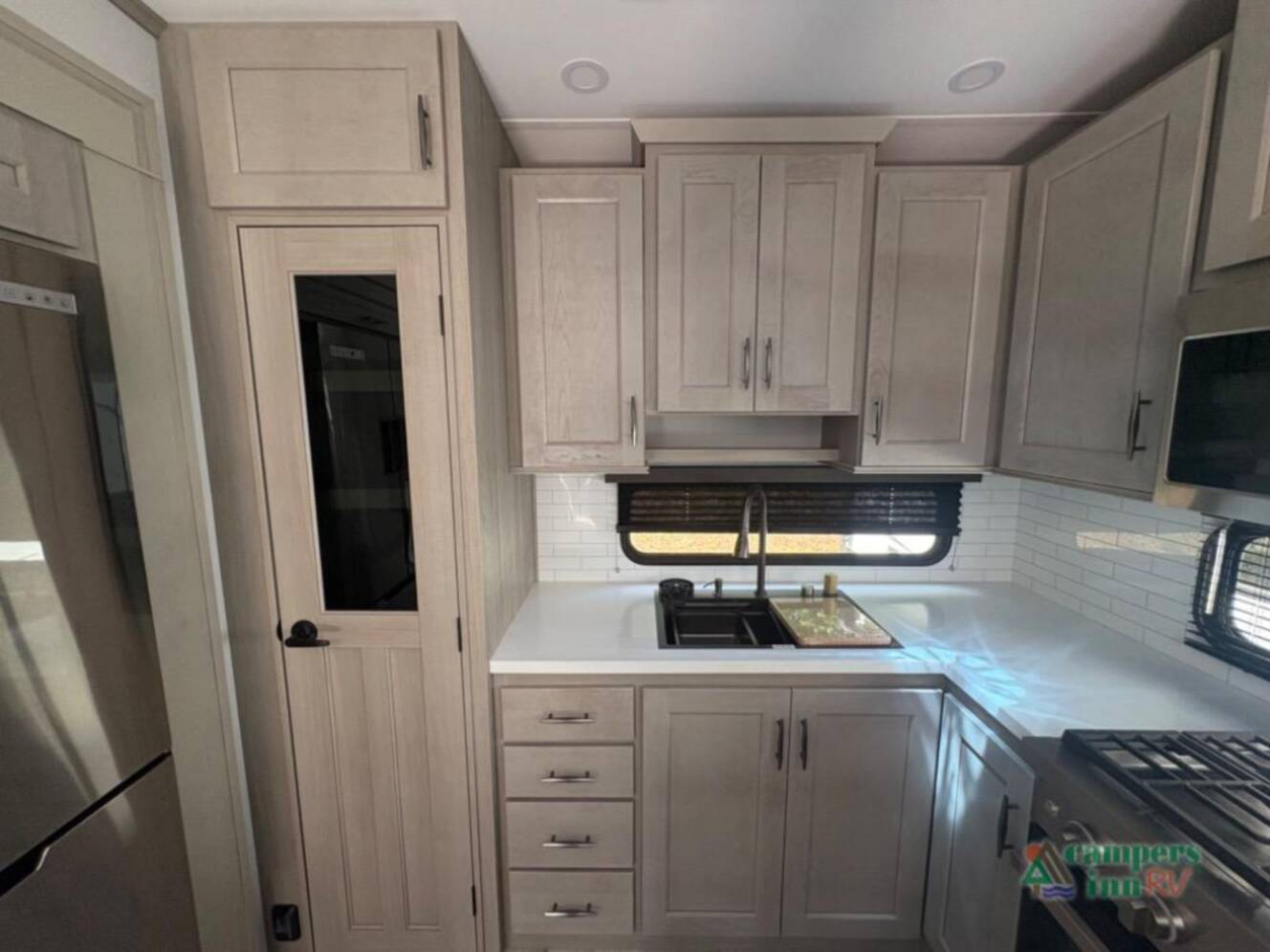 A photo of this 2025 Grand Design Influence 3203GK