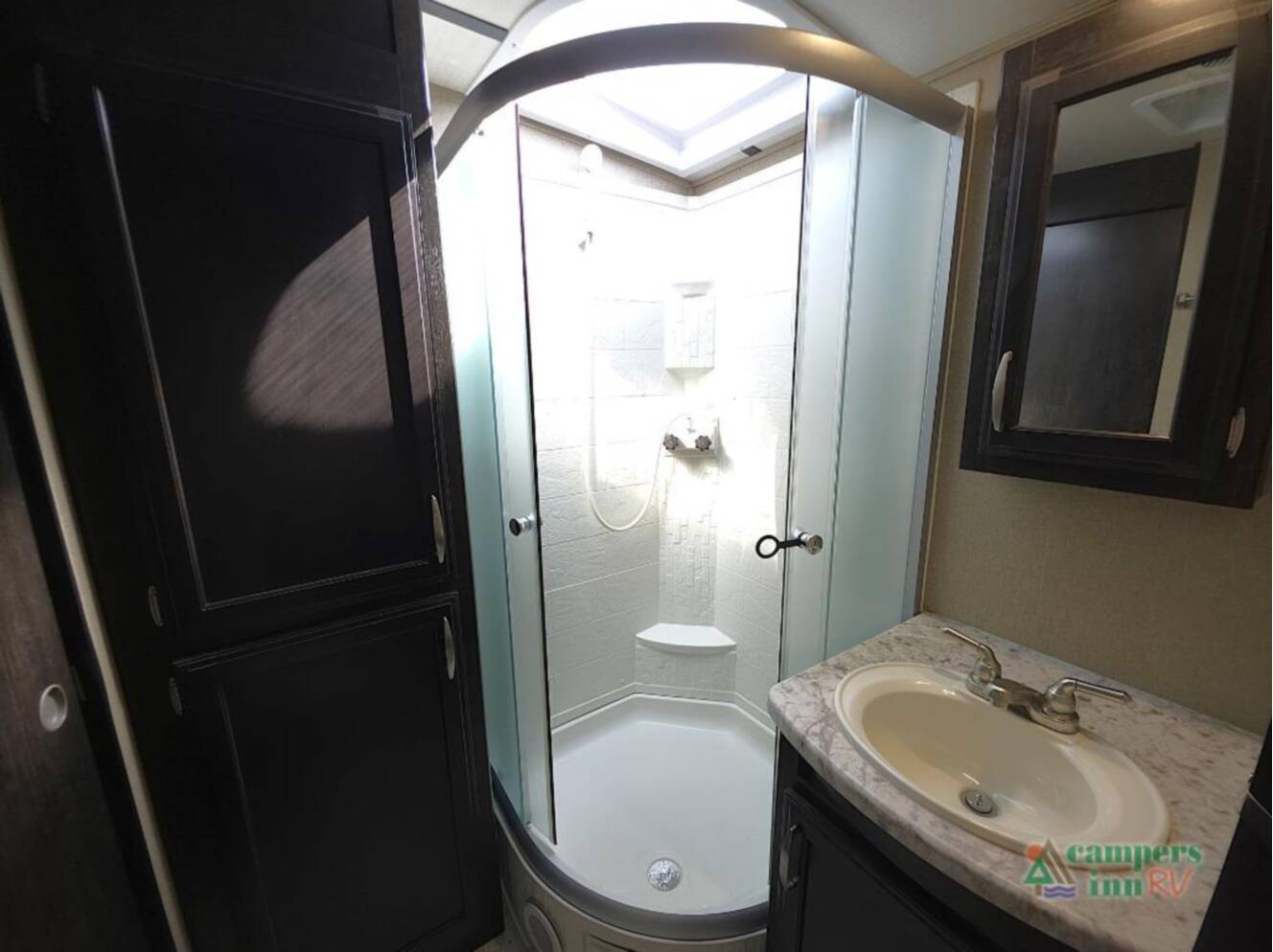 A photo of this 2018 Grand Design Imagine 2950RL