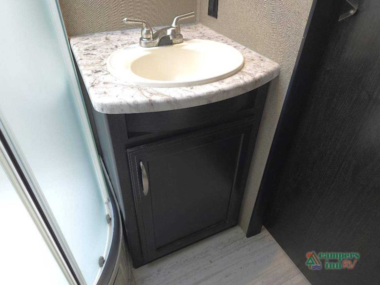 A photo of this 2018 Grand Design Imagine 2950RL