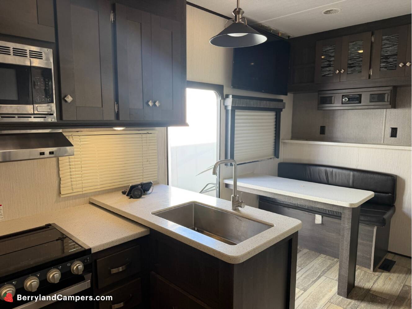 A photo of this 2020 Heartland Heartland GR3610