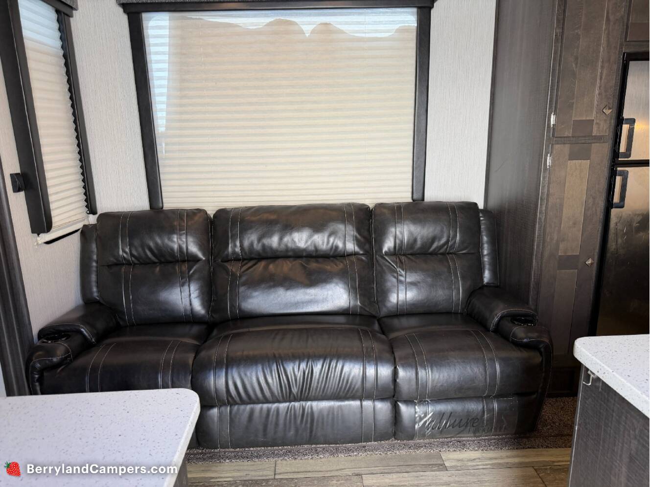 A photo of this 2020 Heartland Heartland GR3610
