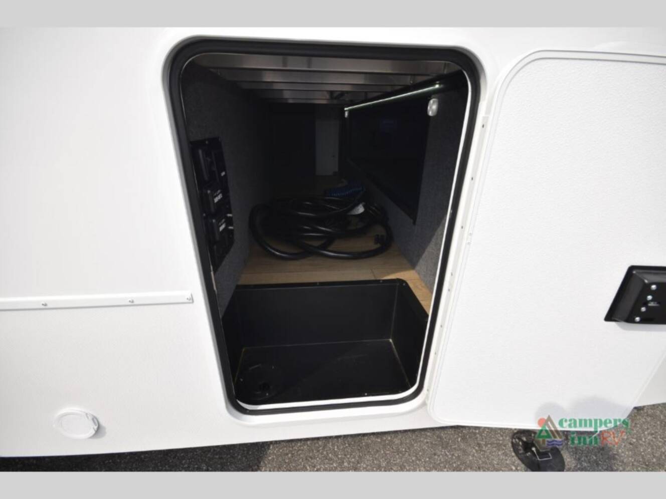 A photo of this 2026 Alliance Rv Valor All-Access 35A14