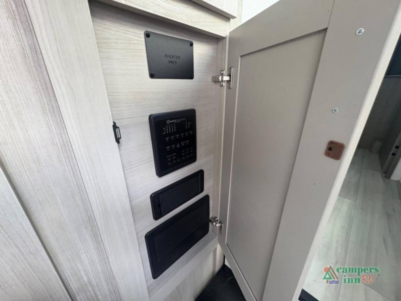 A photo of this 2025 Grand Design Influence 3203GK