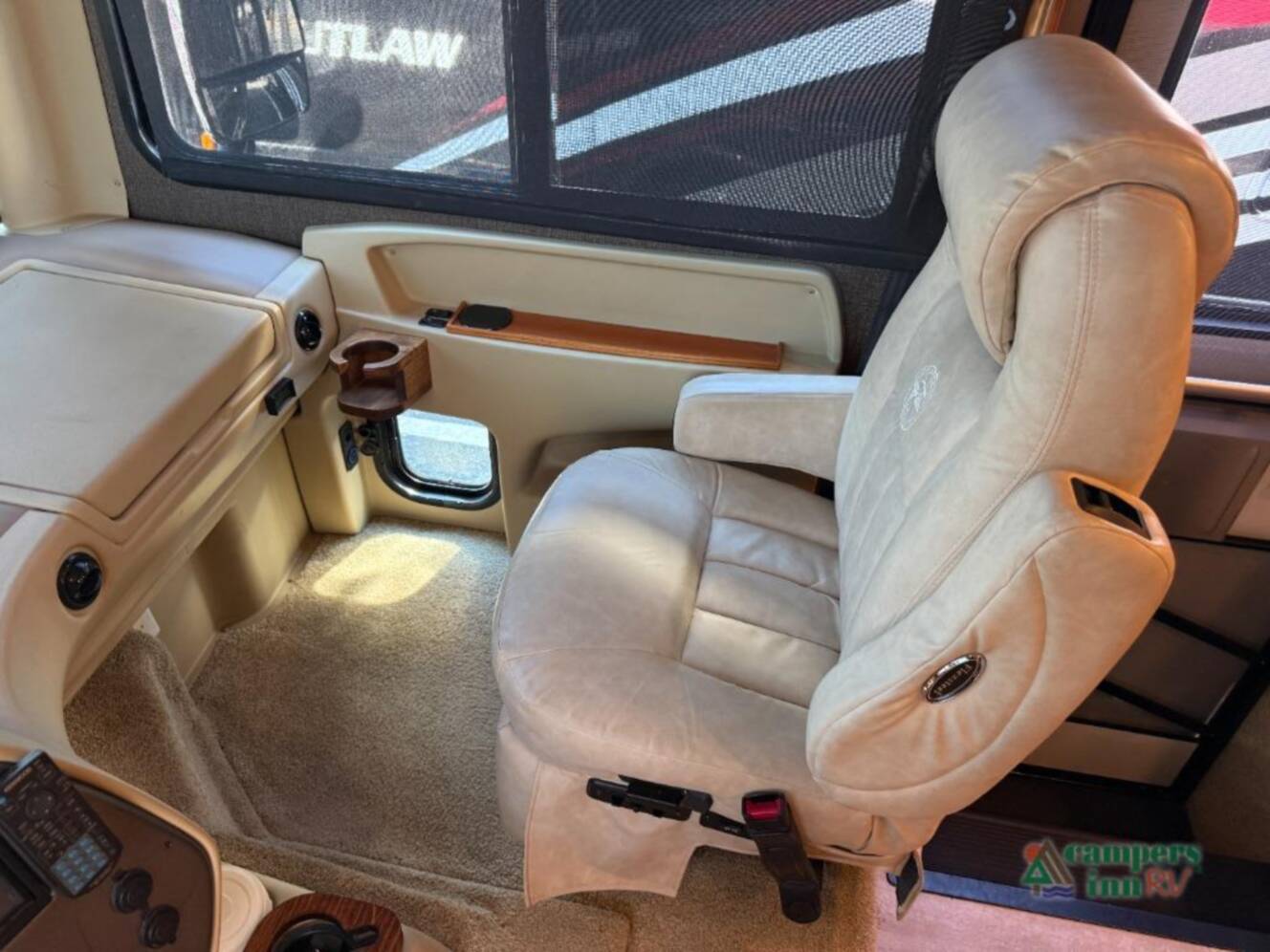 A photo of this 2016 Tiffin Motorhomes Open Road Allegro 31SA