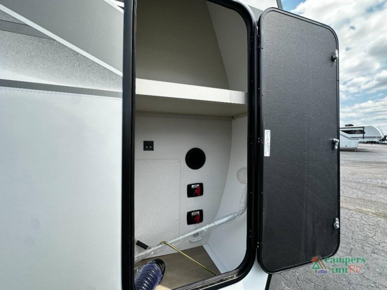 A photo of this 2026 Grand Design Momentum G-Class 21G