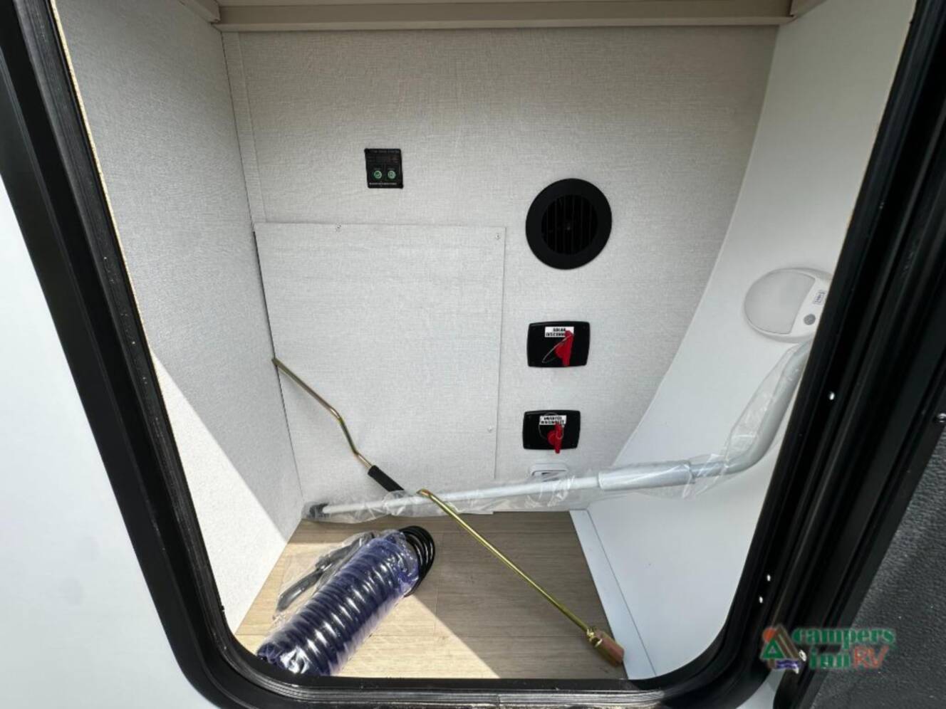 A photo of this 2026 Grand Design Momentum G-Class 21G